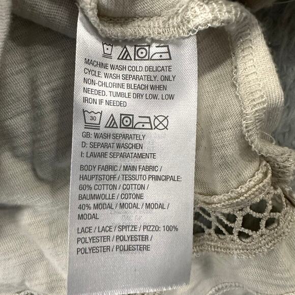 Belle Beach by Kim Gravel Large Beige V-Neck Top Lace Cut Out Beach Vacation - Picture 8 of 11